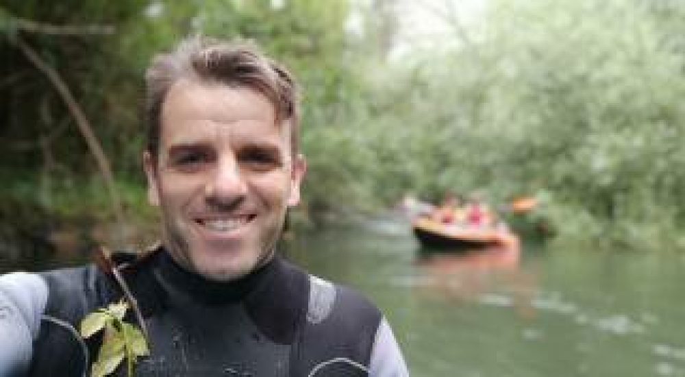 AbrxXRB8b5ItwuTUaxRS